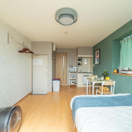 Ferienwohnung 梅田まで電車で5分 2024年フルリフォーム 雰囲気の良い商店街を満喫 コンビニとカフェまで徒歩1分 建物3階 Ōsaka Exterior foto